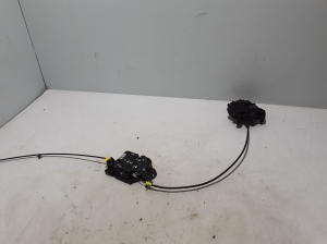 BMW i5 G60 (2023–2026) Trunk lid lock 5A9C0D1 - 3