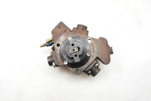 Opel Astra J (2009–2017) Fuel pump 55572537 - 3