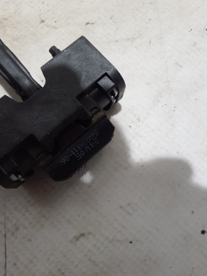 BMW i5 G60 (2023–2026) Esiukse avamise piiraja 5A09811 - 3