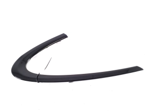Porsche Cayenne (92A) (2017–2026) Rear quarter window outer molding 9Y3853345A - 4