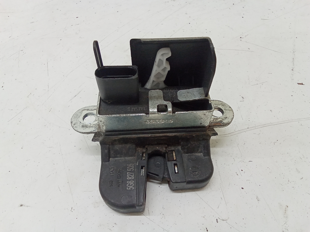 Volkswagen Golf VII (2012–2026) Trunk lid lock 5G6827505 Volkswagen Golf VII (2012–2026) Trunk lid lock 5G6827505