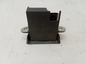 Volkswagen Golf VII (2012–2026) Trunk lid lock 5G6827505 - 3