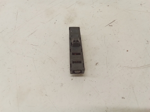 Volkswagen Golf VII (2012–2026) Antenna amplifier 5N0035570 - 3