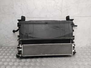 Kühlerpaket und seine Teile - 25380GI000