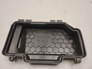 Mercedes Benz EQC N293 (2019–2026) Kaitsmeploki eesmine kate A2055402328 - 3