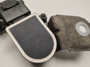 Mercedes Benz EQC N293 (2019–2026) Sensor an der Hinterradnabe A0009053704 - 2
