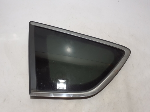   Rear quarter glass  - 2283364 