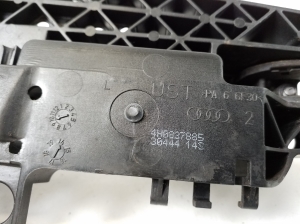 AUDI A7 (2010–2018) Rear side door exterior handle and its parts 4H0837205 - 2