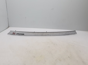   Trunk lid molding  - 1923623 