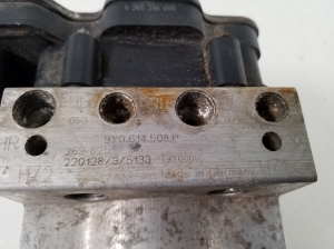Porsche Cayenne (92A) (2017–2026) ABS unit 9Y0614508P - 3