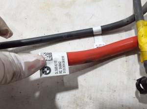 BMW i5 G60 (2023–2026) Pluskabel 5A8E452 - 4