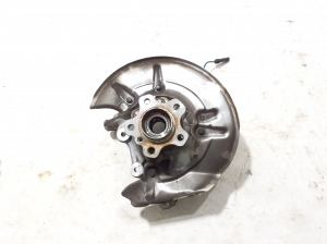   Rear wheel hub  - 6898365 