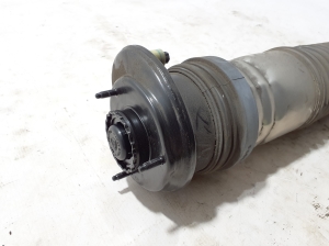 BMW i5 G60 (2023–2026) Tagumine amortisaator 37105A01D90 - 4