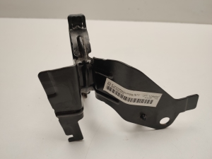 Mercedes Benz EQC N293 (2019–2026) Tsirkulatsioonipumba hoidik A2935012000 - 5