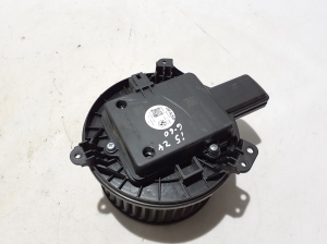 BMW i5 G60 (2023–2026) Salongi puhuri mootor 5A5A456 - 2