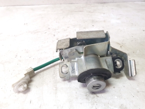 LEXUS IS (2013–2020) Trunk lid lock cylinder - 3