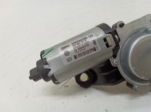 Volkswagen Scirocco III (2008–2017) Rear wiper motor 1K8955711B - 3