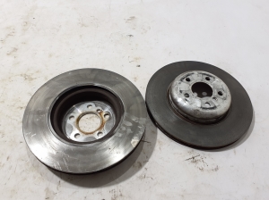 BMW i5 G60 (2023–2026) Tagumine piduriketas 8831484 - 2