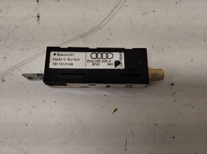 Antenna amplifier - 8K9035225A
