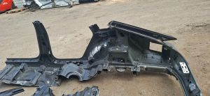 Porsche Panamera 971 (2016–2026) Aizmugurējais spārns un tā detaļas 971809406Y - 3
