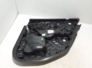 BMW i5 G60 (2023–2026) Tagumise küljeukse polster 5A16735 - 3