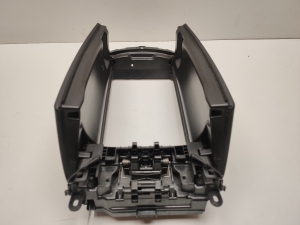 Mercedes Benz EQC N293 (2019–2026) Sonstiges Teil der Mittelkonsole A2056808804 - 3