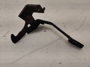Kia Soul (2014–2019) Hood release handle on the hood 81124B2000 - 3