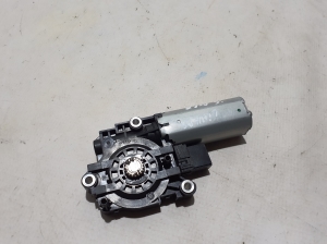 BMW i5 G60 (2023–2026) Schiebedachmotor 9929003933 - 2
