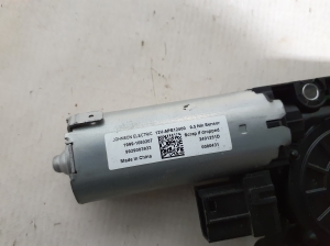 BMW i5 G60 (2023–2026) Schiebedachmotor 9929003933 - 3