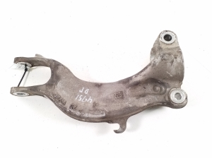 Porsche Cayenne (92A) (2017–2026) Front shock absorber bracket 4M0413038 - 2