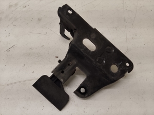 AUDI A6 C6 (2004–2011) Poignée d’ouverture de capot sur le capot 4F0823480B - 3