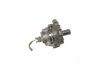 Volkswagen ID.4 I (2020–2026) Auxiliary water pump 1EA965567D - 2