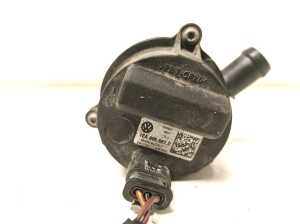 Volkswagen ID.4 I (2020–2026) Auxiliary water pump 1EA965567D - 4