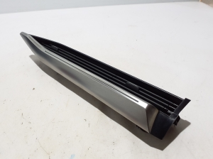 RENAULT Megane E-Tech CMF-EV (2022–2026) Dashboard air vent grilles 687606935R - 4