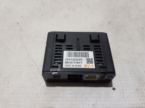 RENAULT Megane E-Tech CMF-EV (2022–2026) USB-pesa 284H38566R - 2