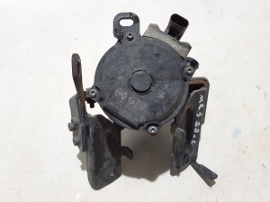 RENAULT Megane E-Tech CMF-EV (2022–2026) Auxiliary water pump 215815MP0A - 2