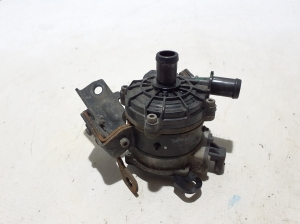 RENAULT Megane E-Tech CMF-EV (2022–2026) Auxiliary water pump 215815MP0A - 3