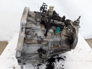 RENAULT Trafic III (2014–2022) Getriebe PF6044 - 2