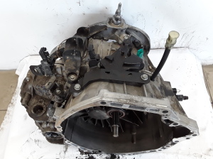 RENAULT Trafic III (2014–2022) Getriebe PF6044 - 5