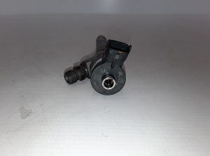 RENAULT Trafic III (2014–2022) Fuel injector 0445110569 - 3