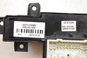 Hyundai Santa Fe (2012–2018) Heated seat switch 933102W950 - 3