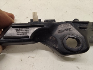 Kia Sorento (2009–2014) Front fender bracket 865942P000 - 3