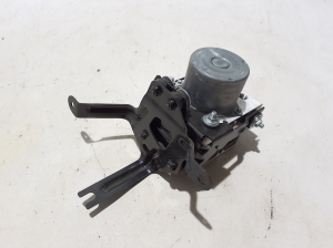 RENAULT Megane E-Tech CMF-EV (2022–2026) ABS unit 476605358R - 2