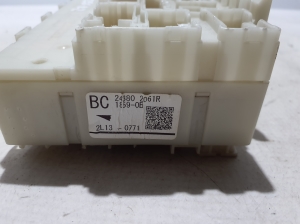 RENAULT Megane E-Tech CMF-EV (2022–2026) Boîtier de fusibles habitacle 243802061R - 3