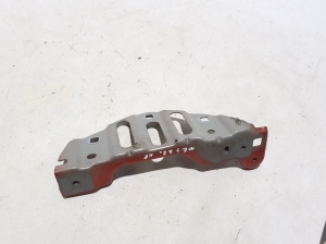RENAULT Megane E-Tech CMF-EV (2022–2026) Front fender bracket 641351821R - 3