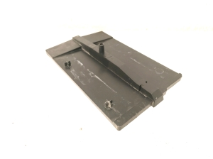 Dacia Duster (2017–2024) Battery cover 648947133R - 2