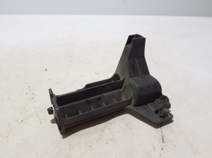 RENAULT Megane E-Tech CMF-EV (2022–2026) Rear bumper bracket 850458852R - 4