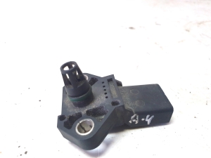 AUDI A4 B8 (2007–2016) Other sensor 038906051C - 2