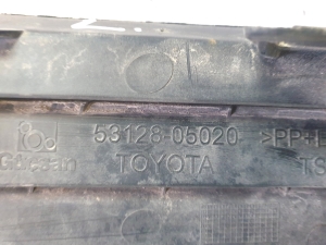 TOYOTA Avensis T27 (2008–2019) Front bumper lower grille 5312805020 - 5