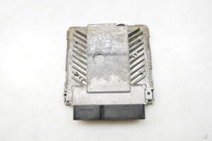 Volkswagen Passat B6 (2005–2010) Engine control unit 03G906018CF - 4